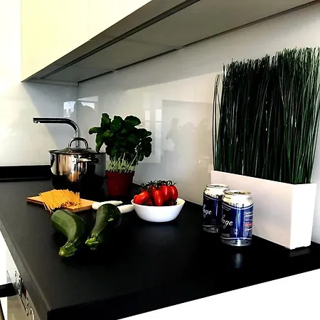 Mnh Apartman Varsó