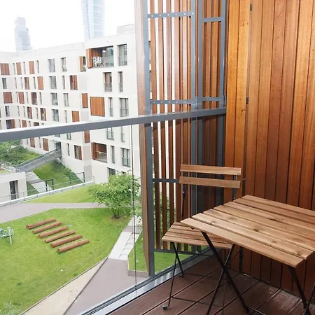 Apartman Mnh Varsó