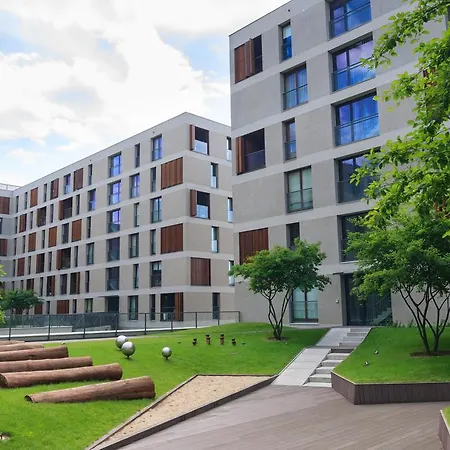 Mnh Apartman Varsó